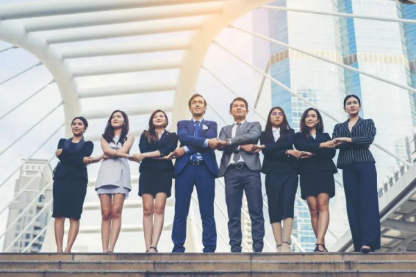 Biểu tượng chơi có trách nhiệm với hình ảnh khóa và lá chắn