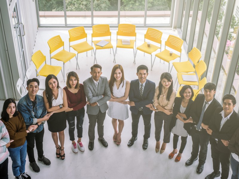 Minh họa công nghệ AI và Blockchain trong cá cược trực tuyến